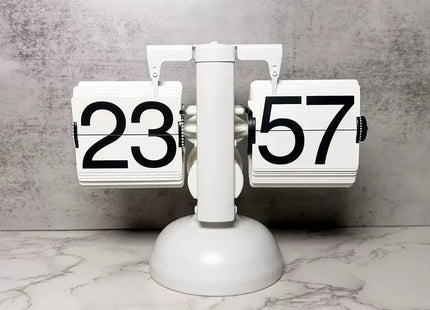 ONE FASHION άσπρο flip clock F-601-3 με ένδειξη 23 57