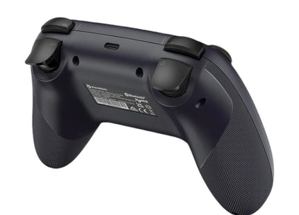 Πίσω πλάγια όψη του GameSir Nova Lite με θύρα USB-C, πλήκτρα ώμου και σκανδάλες